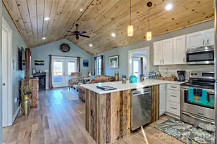 1628 Round Hill Rd, Bryson City, NC 28713 - Photo 20