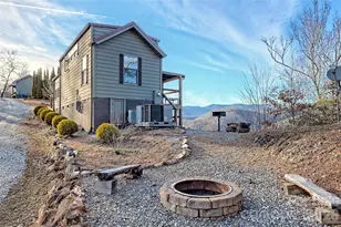 1628 Round Hill Rd, Bryson City, NC 28713 - Photo 18