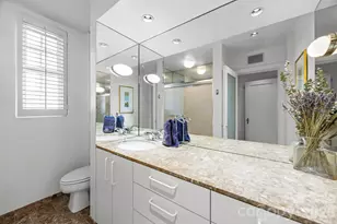 301 W 10th St, Charlotte, NC 28202 - Photo 22