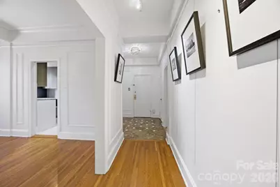 301 W 10th Street #308, Charlotte, NC 28202 - Photo 10