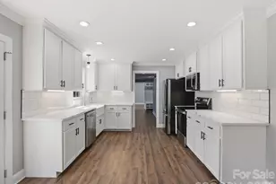 330 Skyview Dr, Catawba, SC 29704 - Photo 4