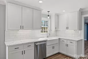 330 Skyview Dr, Catawba, SC 29704 - Photo 6