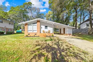 3801 Winterfield Pl, Charlotte, NC 28205 - Photo 2