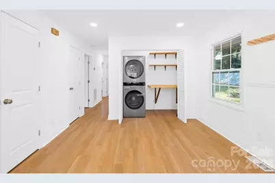 3801 Winterfield Place, Charlotte, NC 28205 - Photo 8