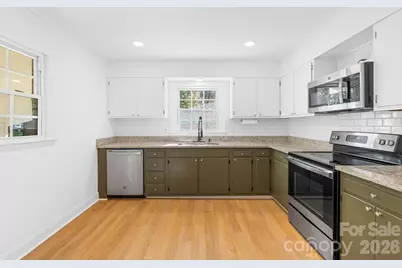 3801 Winterfield Place, Charlotte, NC 28205 - Photo 10