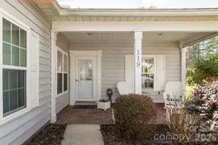 119 Cambridge Dr, Brevard, NC 28712 - Photo 4