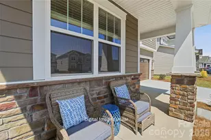 2718 Phoenix Ct, Gastonia, NC 28052 - Photo 2