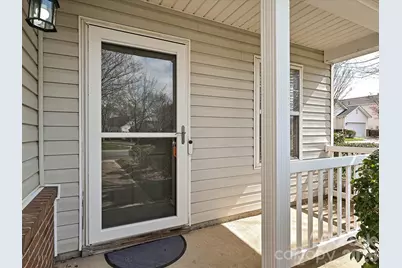 8627 Meadowmont View Drive, Charlotte, NC 28269 - Photo 2