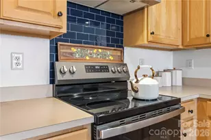 2141 Bluebonnet Ln, Matthews, NC 28104 - Photo 18