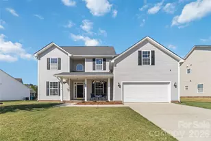 2141 Bluebonnet Ln, Matthews, NC 28104 - Photo 2