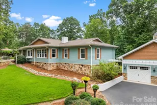 1165 Mountain Laurel Dr, Columbus, NC 28722 - Photo 2