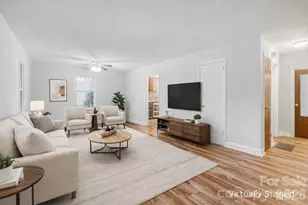 3728 Seaforth Dr, Charlotte, NC 28205 - Photo 2