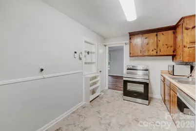 3728 Seaforth Drive, Charlotte, NC 28205 - Photo 12