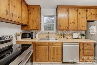 3728 Seaforth Drive, Charlotte, NC 28205 - Photo 10