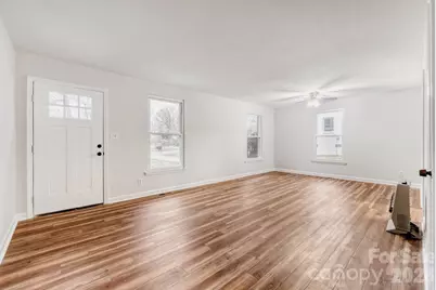 3728 Seaforth Drive, Charlotte, NC 28205 - Photo 4