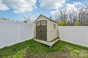 832 Newfound Hollow Dr, Charlotte, NC 28214 - Photo 32