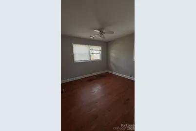 344 Fairgreen Drive, Charlotte, NC 28217 - Photo 8