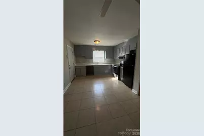 344 Fairgreen Drive, Charlotte, NC 28217 - Photo 4