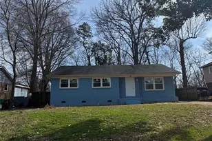 344 Fairgreen Dr, Charlotte, NC 28217 - Photo 1