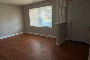 344 Fairgreen Dr, Charlotte, NC 28217 - Photo 2