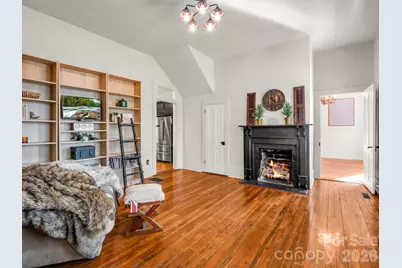 219 Stoney Mountain Road, Hendersonville, NC 28791 - Photo 8