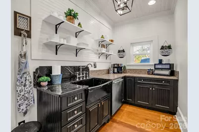 219 Stoney Mountain Road, Hendersonville, NC 28791 - Photo 10