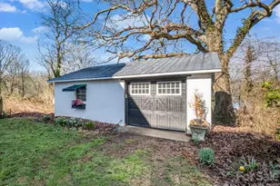 219 Stoney Mountain Rd, Hendersonville, NC 28791 - Photo 30