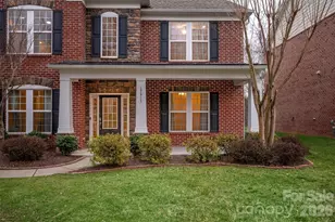 17515 Campbell Hall Ct, Charlotte, NC 28277 - Photo 2