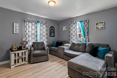 1058 Betty Drive, Winston Salem, NC 27107 - Photo 2