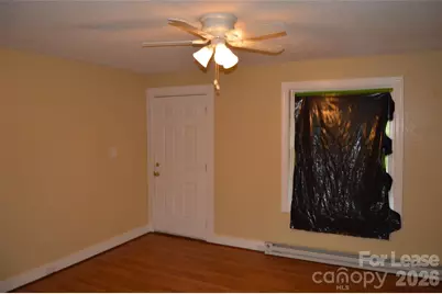 819 Charlotte Avenue, Statesville, NC 28677 - Photo 4