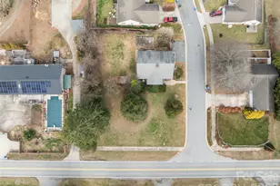 833 Sand Hill Rd, Asheville, NC 28806 - Photo 14