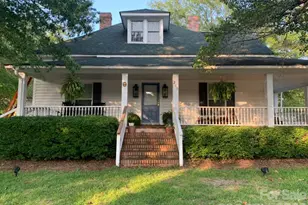 215 S Matson St, Kershaw, SC 29067 - Photo 1