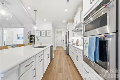 1064 SW Mayfair Way, Sunset Beach, NC 28468 - Photo 10