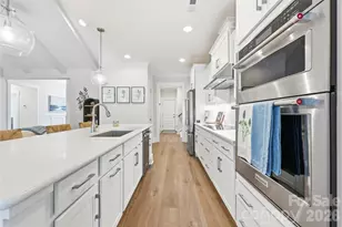 1064 SW Mayfair Way, Sunset Beach, NC 28468 - Photo 10