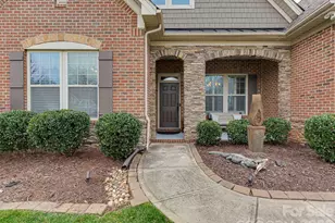 1428 Torrens Dr, Wesley Chapel, NC 28110 - Photo 2