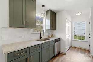 1420 Eagles Landing Dr, Charlotte, NC 28214 - Photo 6