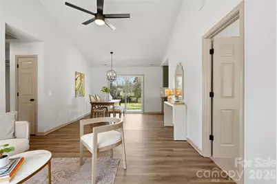 1420 Eagles Landing Drive, Charlotte, NC 28214 - Photo 2