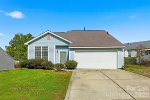 4235 Ladys Slipper Ln, Matthews, NC 28105 - Photo 2