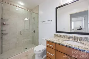 222 S Caldwell St, Charlotte, NC 28202 - Photo 18