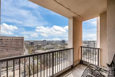 222 S Caldwell Street #1601, Charlotte, NC 28202 - Photo 10