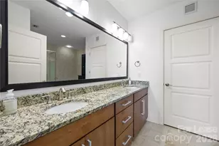 222 S Caldwell St, Charlotte, NC 28202 - Photo 14