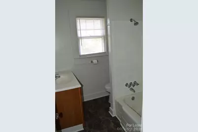 245 N Main Street, Troutman, NC 28166 - Photo 6