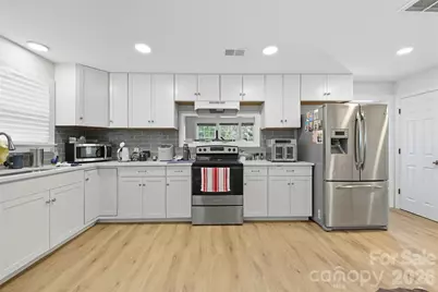 9215 Old Moores Chapel Road, Charlotte, NC 28214 - Photo 6