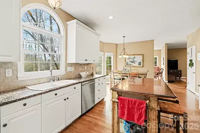 634 Peacehaven Road, Kannapolis, NC 28083 - Photo 14