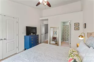 343 Hurston Circle, Charlotte, NC 28208 - Photo 22