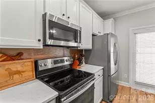 343 Hurston Circle, Charlotte, NC 28208 - Photo 12