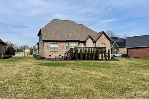 5147 Mdw Pk Ln, Hickory, NC 28602 - Photo 44