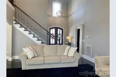 5147 Meadow Park Lane, Hickory, NC 28602 - Photo 6