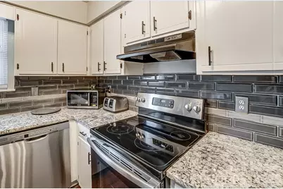 8518 Castle Pine Court, Charlotte, NC 28226 - Photo 10