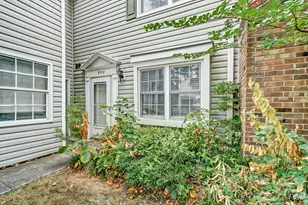 8518 Castle Pine Ct, Charlotte, NC 28226 - Photo 1